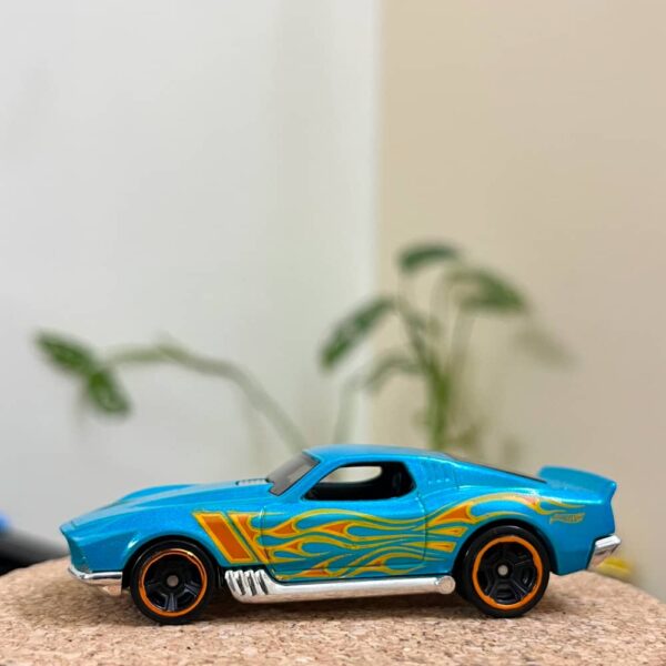 Hot Wheels Flames Blvd. Bruiser