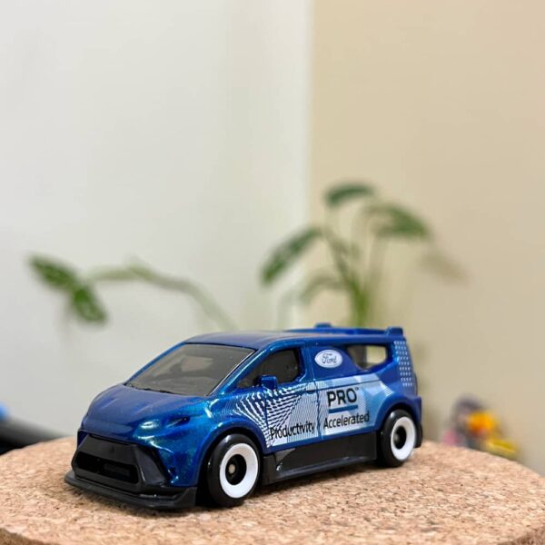 Ford Supervan4