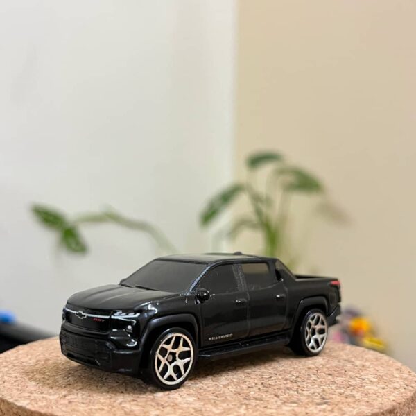 Hot Wheels Silverado EV RST