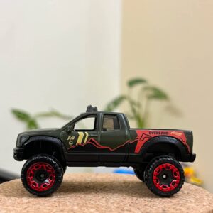Hot Wheels 2010 Toyota Tundra