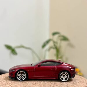 Hot Wheels 2020 Jaguar F-Type