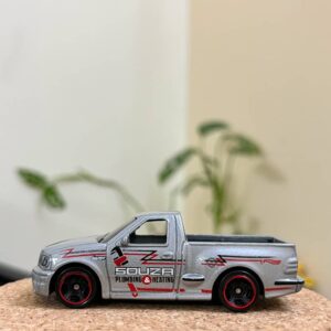 Hot Wheels 99 Ford F-150 SVT Lightning (Uncarded)