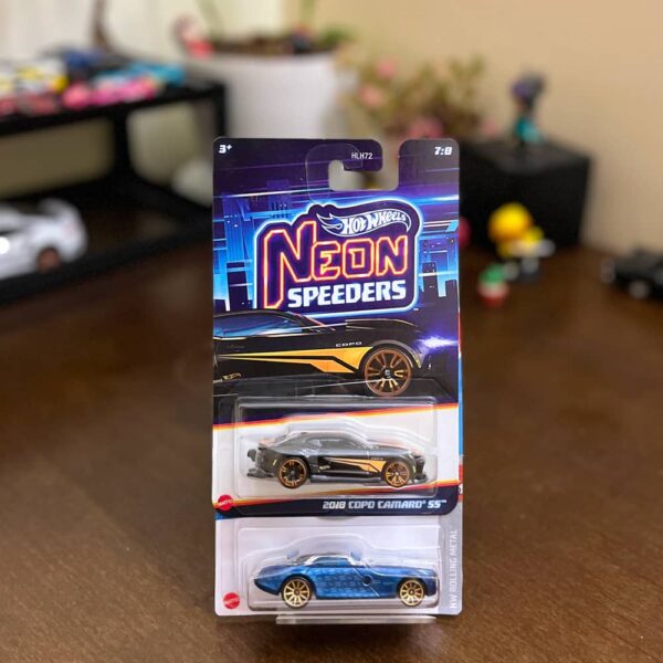 Hot Wheels Neon Speeders 2018 Copo Camaro SS