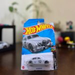Hot Wheels Jaguar MK1