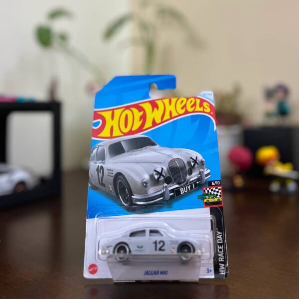 Hot Wheels Jaguar MK1