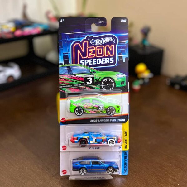 Hot Wheels 2008 Mitsubishi Lancer Evolution Neon Speeders