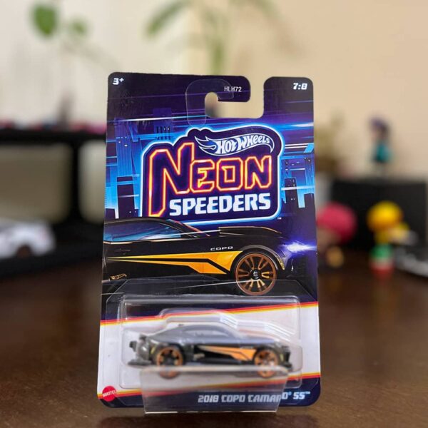 copo Camaro 2018 Neon Speeders