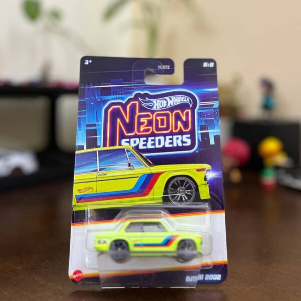 Neon Speeder bmw 2002