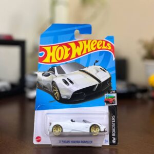 17 Pagani Huayra Roadster White