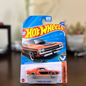 HW 71 Dodge Challenger