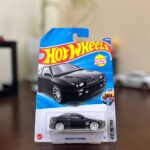 hot-wheels-j-and-k-case-2025-maserati-shamal