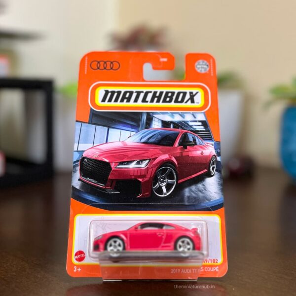 Matchbox 2019 Audi TT RS Coupe Red Diecast Car 1:64 Scale