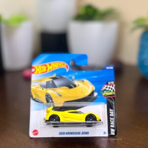Hot Wheels 2020 Koenigsegg Jesko Yellow – HW Race Day