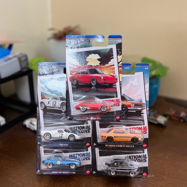 Hot Wheels National Icons Silver Series 5-Pack Legendary Cars Set