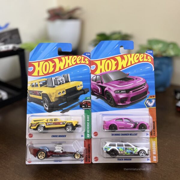 Hot Wheels 20 Dodge Charger Hellcat, Track Dwagon, Cruise Bruiser & Madfast Pack of 4 Die-Cast Cars