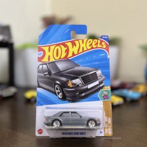 Hot Wheels Mercedes-Benz 500 E 70s vs 90s silver die-cast model