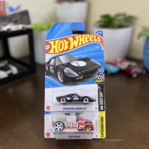 Hot Wheels Porsche 904 Carrera GTS & Crate Racer Pack of 2