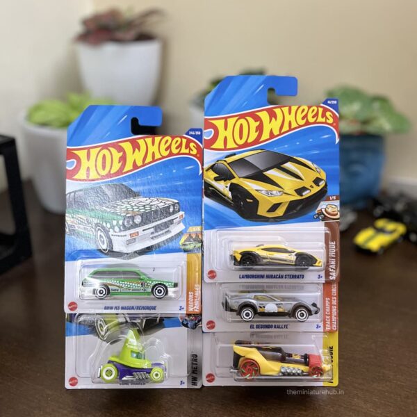 Hot Wheels Combo Pack of 5 – Huracan Sterrato, BMW M3 Wagon, El Segundo Rallye, Cone Shaker & Hot Wheengs