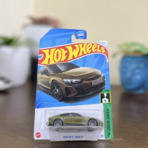 Hot Wheels Audi RS E-Tron GT USA Card Imported HW Green Speed Red 1:64 – The Miniature Hub