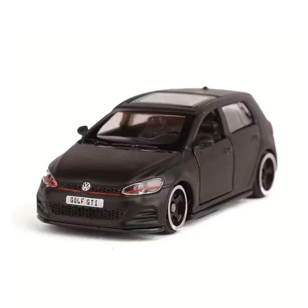 Bburago Volkswagen Golf GTI 2017 die-cast model 1:64
