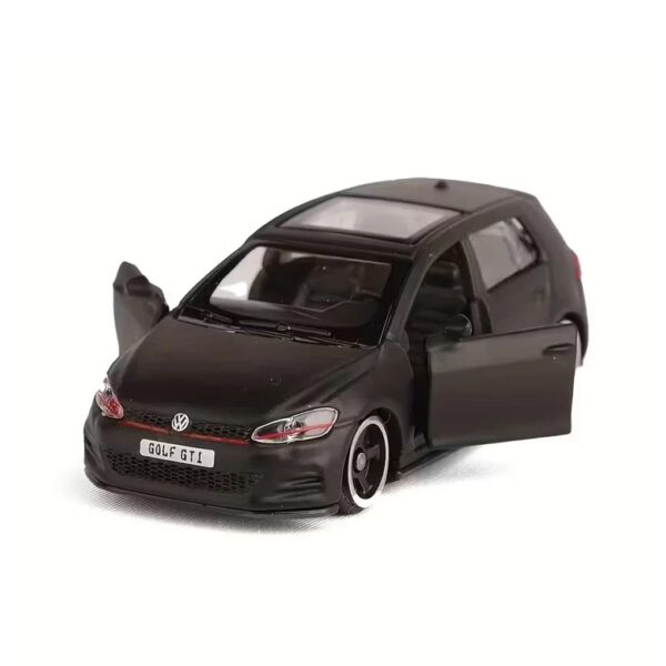 Bburago Volkswagen Golf GTI 2017 die-cast model 1:64