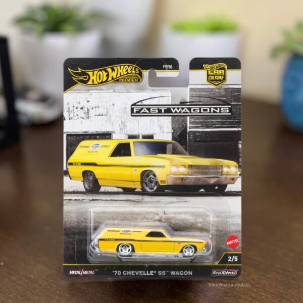 Hot Wheels ’70 Chevelle SS Wagon Fast Wagons Car Culture Premium (Imported)