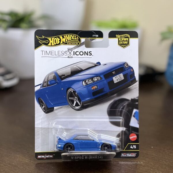 Hot Wheels Timeless Icons Nissan Skyline GT-R V-Spec II BNR34 1:64 die-cast