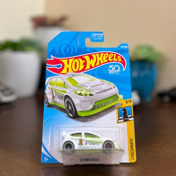 Hot Wheels 12 Ford Fiesta Checkmate 9/9 50th Anniversary USA card pawn graphic