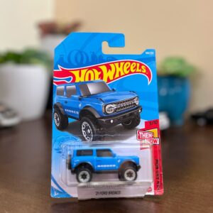 Hot Wheels 21 Ford Bronco Blue Then and Now USA card blister damage