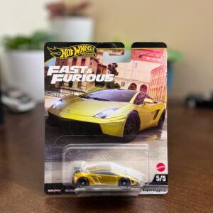 Brand: Hot Wheels Model: Lamborghini Gallardo LP 570-4 Superleggera Series: Fast & Furious Scale: 1:64 Packaging: Factory sealed, premium carded Condition: Brand new, unopened Authenticity: 100% Original Hot Wheels