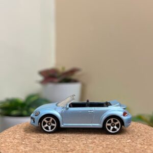 Matchbox 2019 Volkswagen Beetle Convertible uncarded light blue