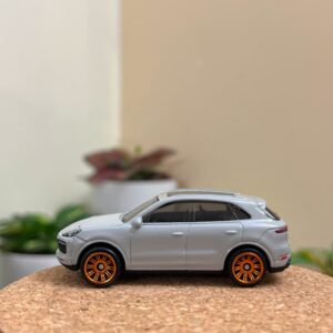Matchbox Porsche Cayenne Turbo uncarded grey SUV bronze wheels