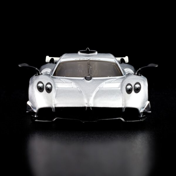 Hot Wheels RLC Pagani Huayra R 1:64 premium die-cast model