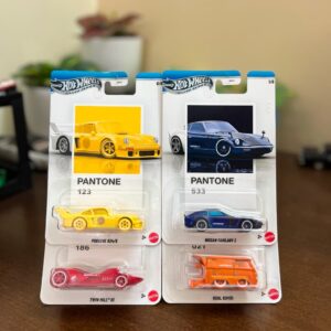 Hot Wheels Silver Series Pantone Pack of 4 Porsche Nissan Kool Kombi