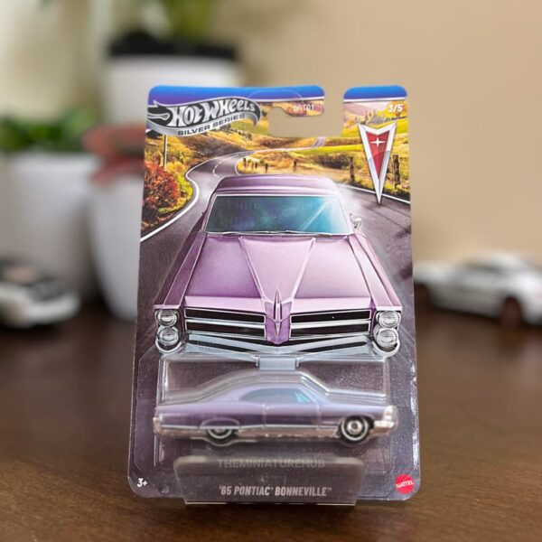 Hot Wheels 65 Pontiac Bonneville Silver Series