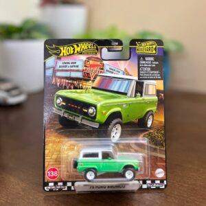 Hot Wheels 75 Ford Bronco Green Boulevard Premium