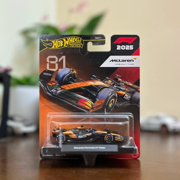 Hot Wheels McLaren F1 Team #81 Formula 1 premium