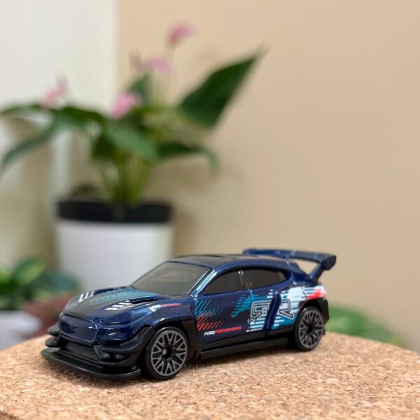 Hot Wheels Ford Mustang Mach-E 1400, Blue (Uncarded)