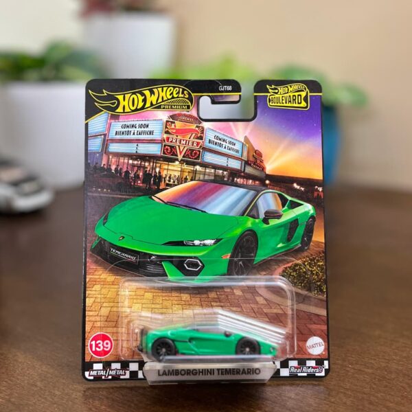 Hot Wheels Lamborghini Temerario Green Boulevard Premium