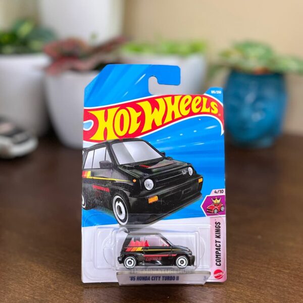 Hot Wheels 85 Honda City Turbo II Black Compact Kings