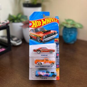 Hot Wheels Dodge Dart Chevy LUV Time Shifter imported combo set