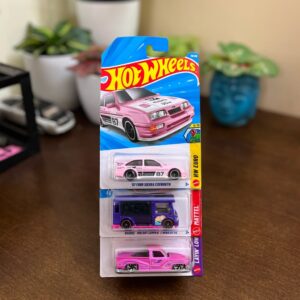 Hot Wheels Ford Sierra Cosworth Barbie Dream Camper Bounce’n Bass imported set