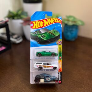 Hot Wheels Pagani Huayra Roadster Chevelle SS Wagon Mid Mill imported combo set