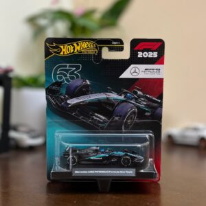 Hot Wheels Mercedes AMG Petronas F1 #63 Formula 1