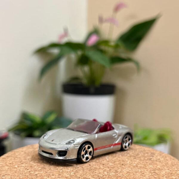 Hot Wheels Porsche Boxster Spyder Zamac uncarded silver finish