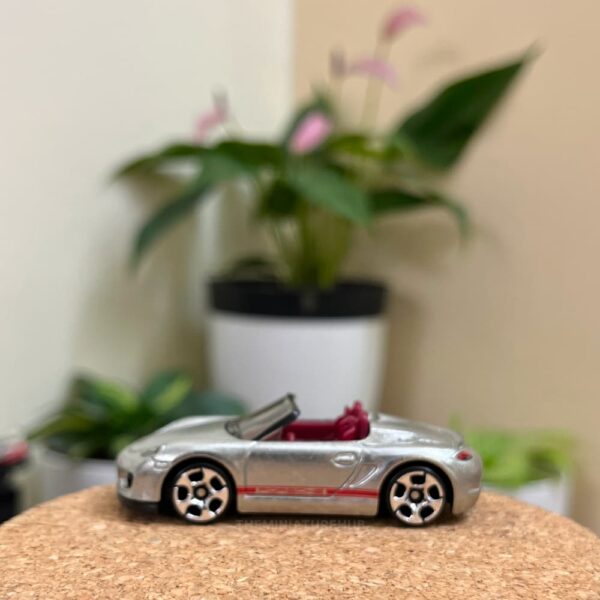 Hot Wheels Porsche Boxster Spyder Zamac uncarded silver finish