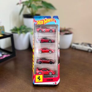 Hot Wheels 2026 Ferrari 5 Pack F40 SF90 Stradale
