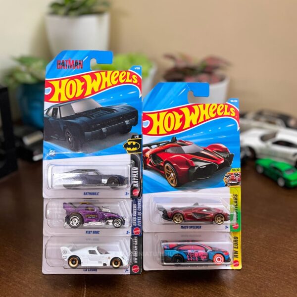 Hot Wheels Benz CLA Fiat 500c Batmobile combo pack of 5 diecast cars