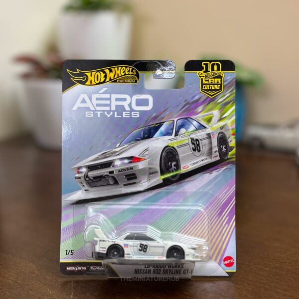 Hot Wheels Car Culture LB-Kaido Works Nissan R32 Skyline GT-R diecast imported