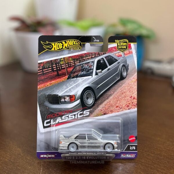 Hot Wheels Car Culture Mercedes-Benz 190E Evolution II diecast DTM Modern Classics